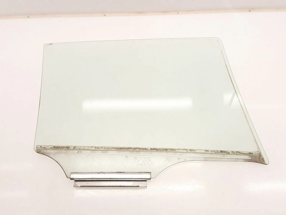 Daihatsu Sirion 2006 1.3 gasolina 64kw puerta trasera izquierda ventana cristal 43R00122 Foto 3 de 3