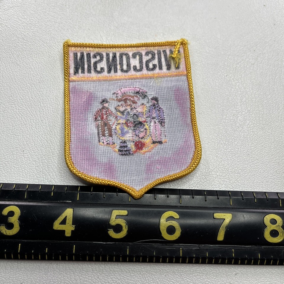 AS-IS-BAD-STITCHING-ON-LETTERS State of WISCONSIN Tourist Patch T090 | eBay