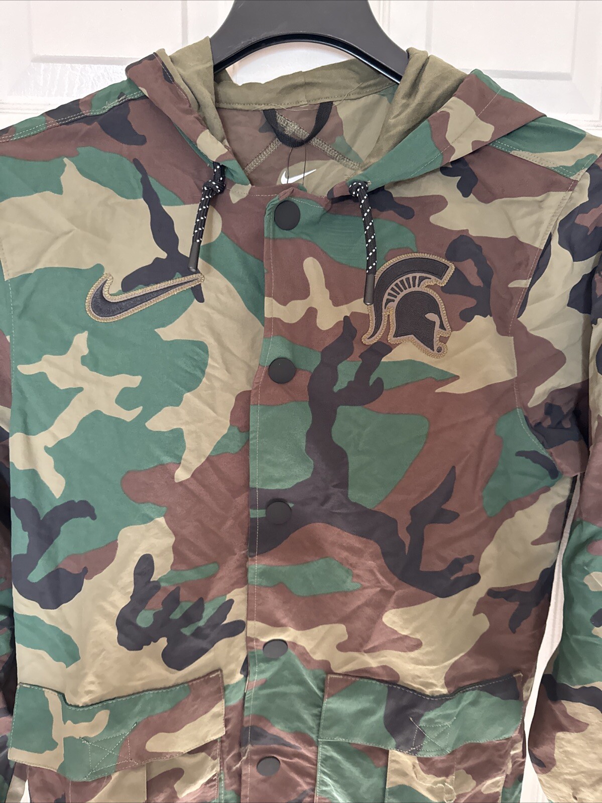 SACAI X NIKE Giacca Nike Uomo Small Michigan State Spartans Calcio Mimetica Militare con Cappuccio NUOVA