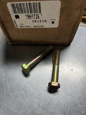 19H1726   Genuine OEM  John Deere  Cap SCREW  BOLT  QTY of 2 Bolts