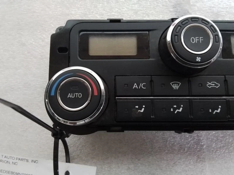 2014-2019 Nissan Frontier AC  Automatic Temperature Control W/Dual Zone OEM Foto 3 de 4