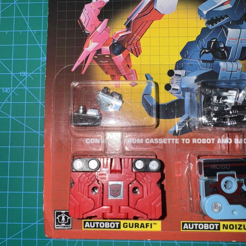 Transformers Gurafi, Noizu, Frenzy 2018 Cassette Figures Reissue - Image 2 of 4