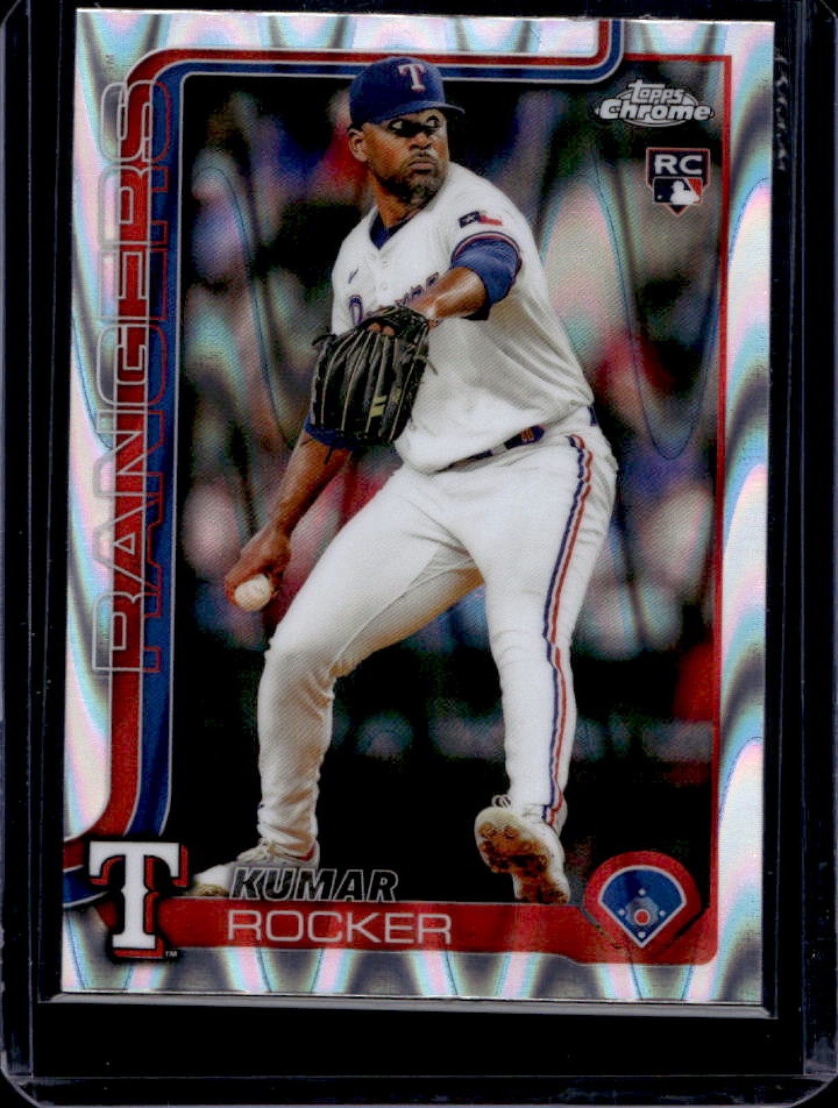 2025 Topps Chrome Kumar Rocker RC RayWave Refractor Rookie #73 Rangers