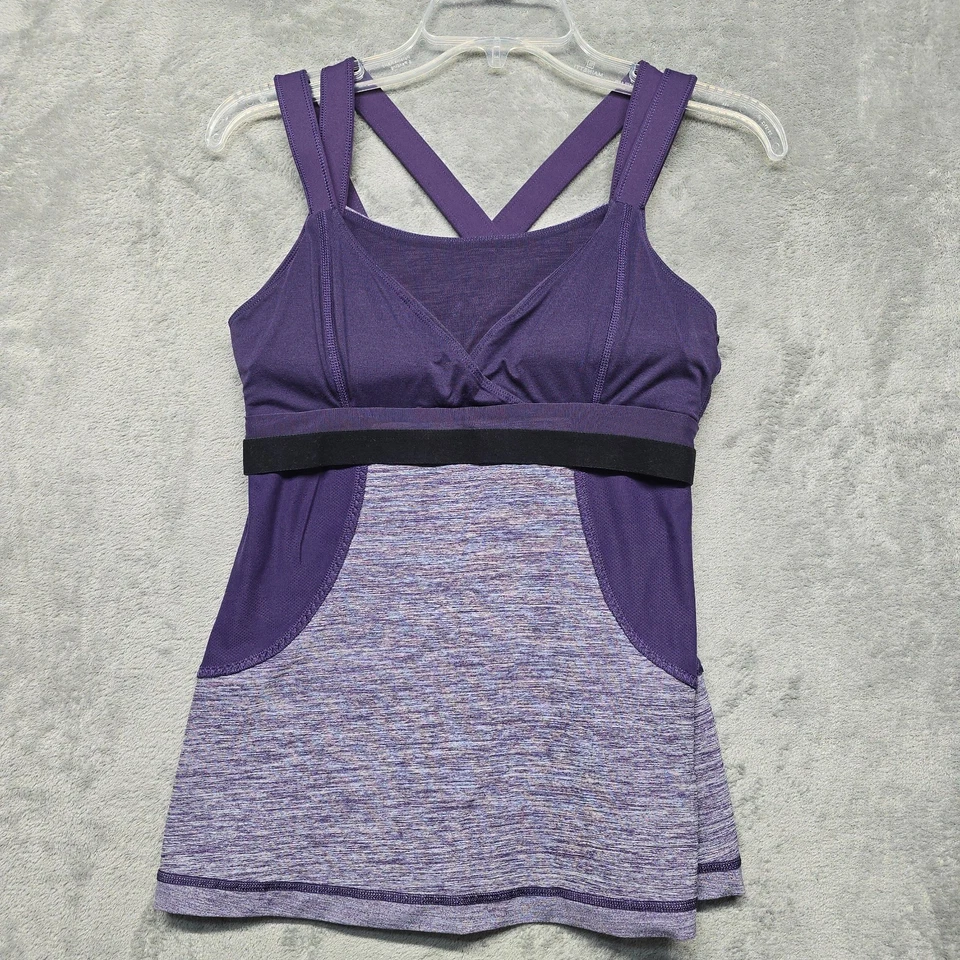 Lululemon Top 女式 8 码紫色内置胸罩运动背心普拉提瑜伽锻炼 — 第 3/4 张图片