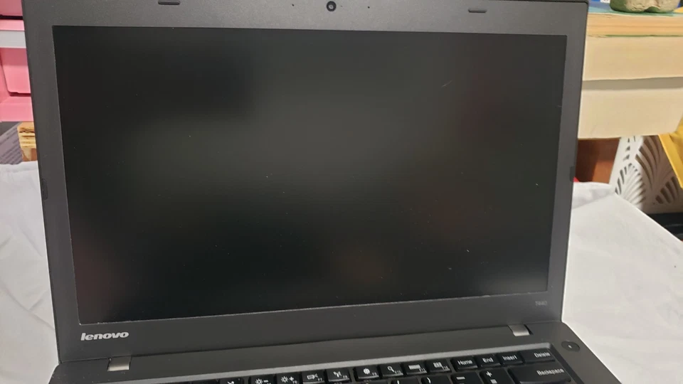 Lenovo ThinkPad T440 14" (500GB HDD, Intel Core i5-4300U, 1.90GHz, 8GB) Laptop - Image 2 of 4