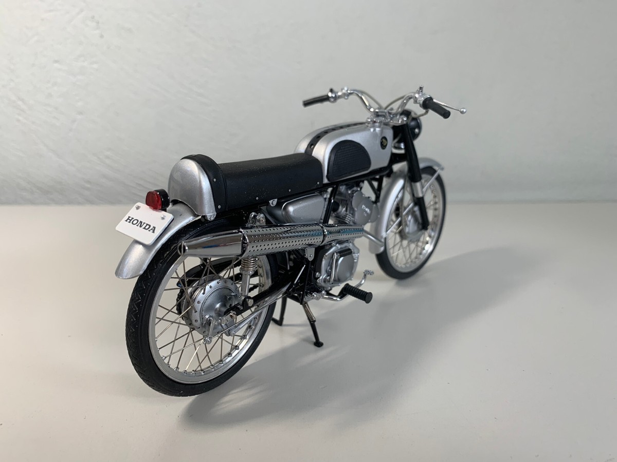 1円～ エブロ 1/10 ホンダ CR110 ストリート 1962