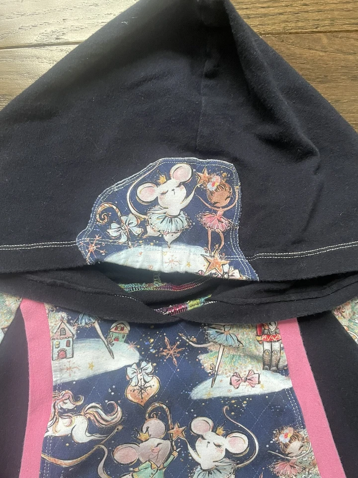 Sudadera Cascanueces Hecha a Mano Niñas Talla Pequeña Con Bolsillos Foto 4 de 4