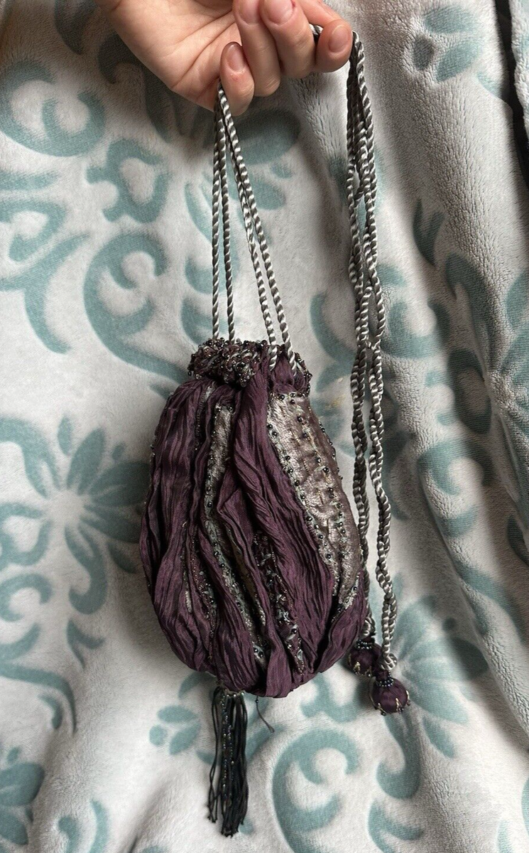 The Noble Collection Hermione Granger Bag - 8in (20cm) Purple Hermione The Noble Collection Hermione Granger Bag - 8in (20cm) Purple Hermione