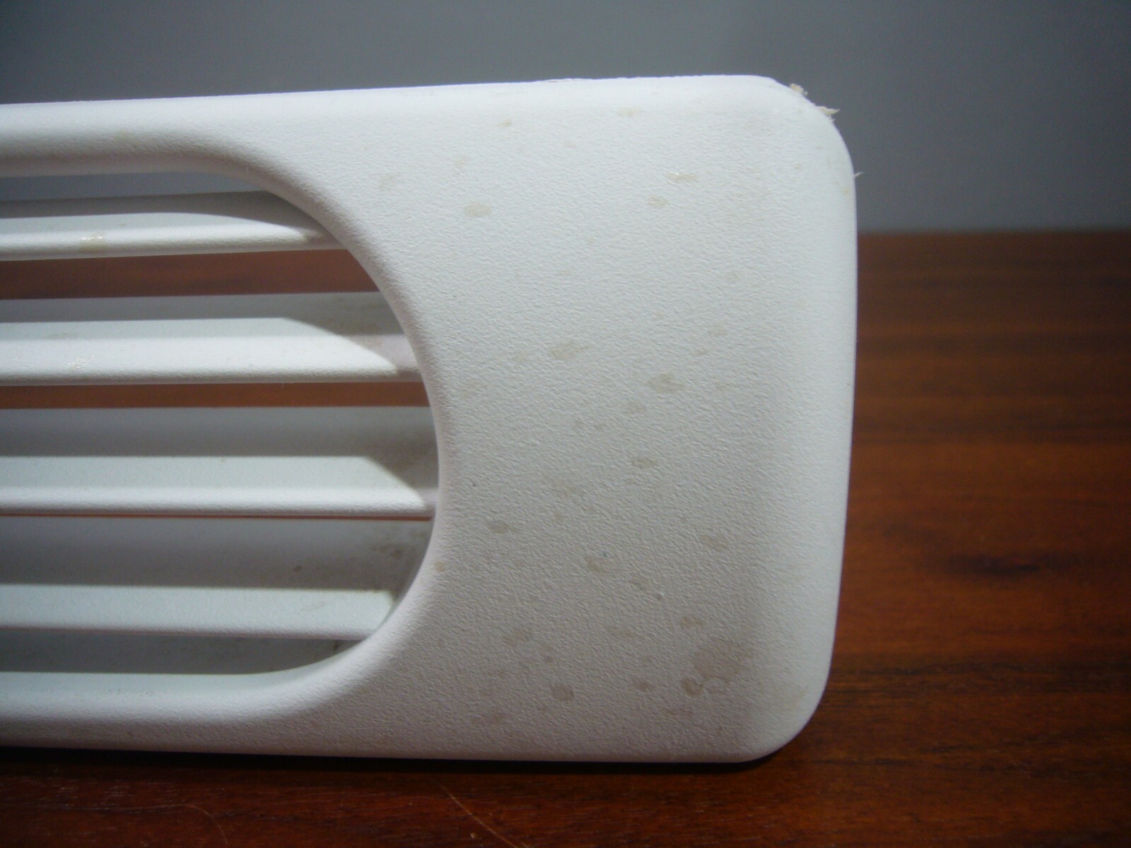 Frigidaire Refrigerator Toe Kick Plate White Part 241839405 eBay