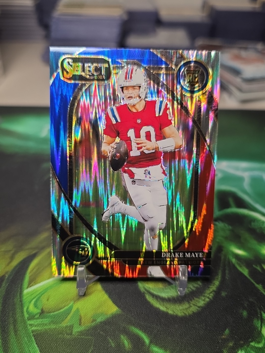 2024 Select Drake Maye Club Level RC Red and Blue Prizm Shock #218 Patriots