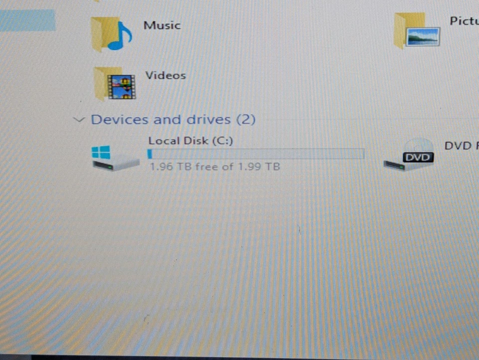 HP DL380P Gen8 2.0 Ghz Intel Xeon E5-2620 128GB Ram, 8 x SAS Drives Server 2019 - Image 3 of 4
