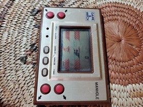 Game Watch Manhole①