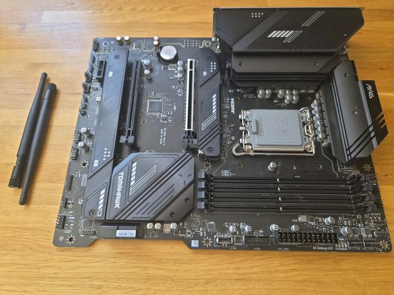 MSI MAG B760 TOMAHAWK WIFI Motherboard ATX LGA 1700 DDR5 PCIe 5.0 x16