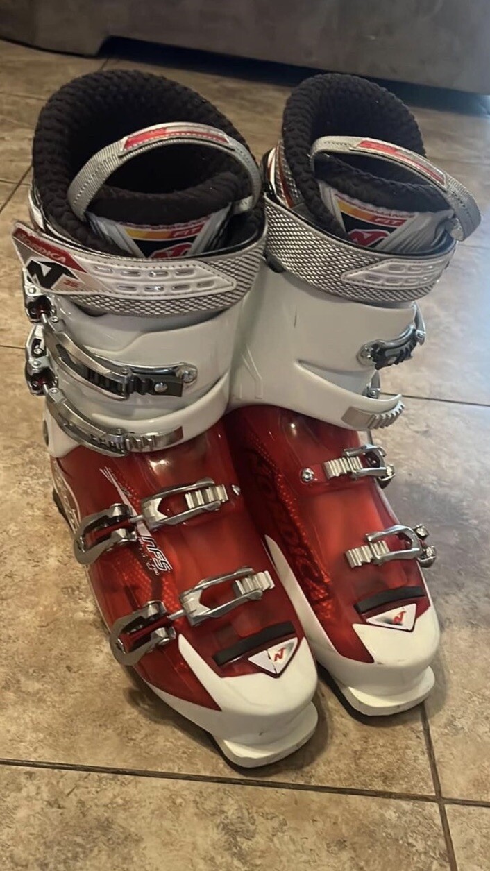 Nordica Sport Machine Size 11.5 In Men's Downhill Ski Boots Mondo 29.5