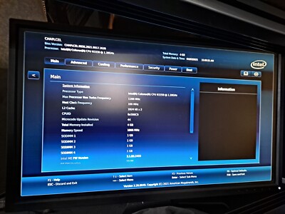 Intel BKNUC8CCHKRN1 N3350 Processor TESTED NUC KIT Celeron 4 GB 64GB SSD