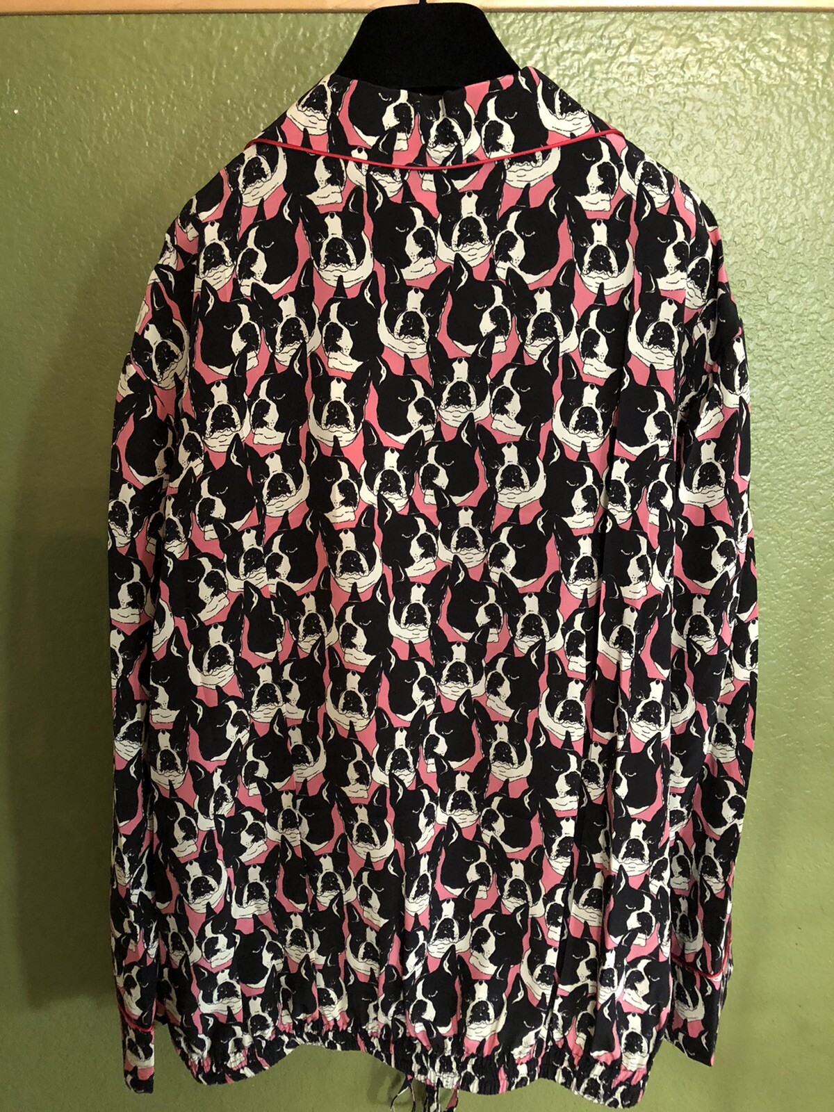 100percent Authentic GUCCI BullDog Print Silk Shirt Size: 42 image 3