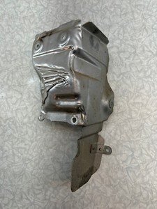 Skoda Fabia 2 5J  Abgaskrümmer Hitzeschutzblech 03D253035F ✅