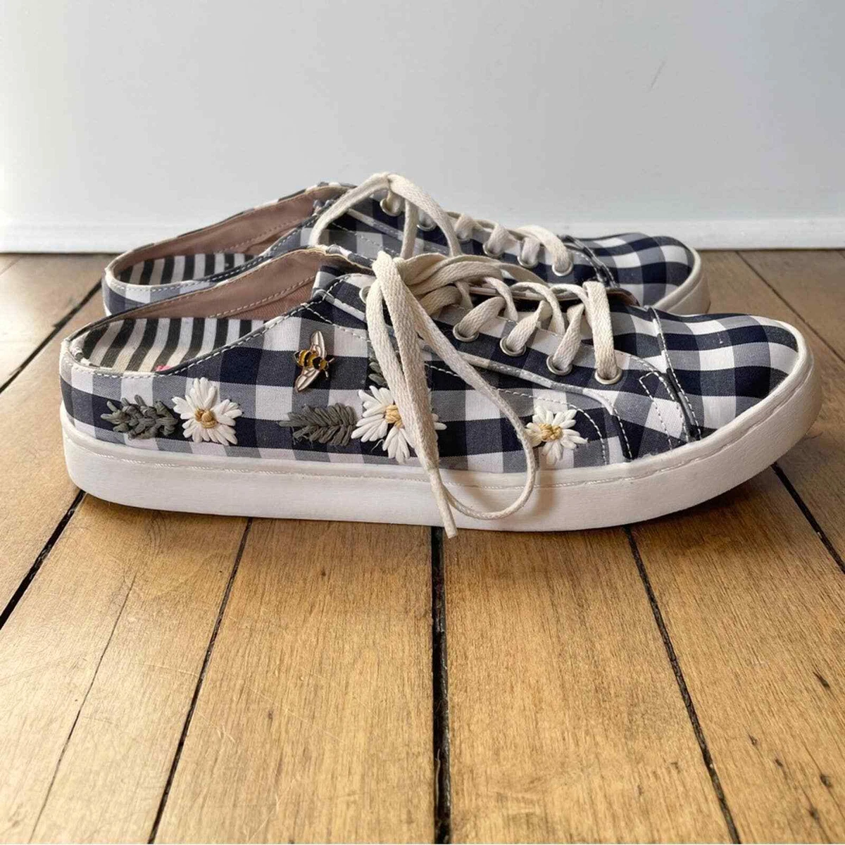 Betsey johnson hotsell gingham shoes