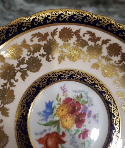 Vintage Paragon Beige Saucer Cobalt Blue Rim Golden Ornament Floral Center A441 - Picture 13 of 15