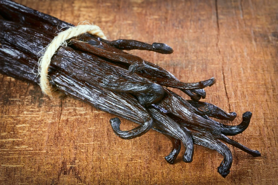 Organic Madagascar Vanilla Beans Whole Grade A Pods for Vanilla Extract & Baking - Image 4 of 4
