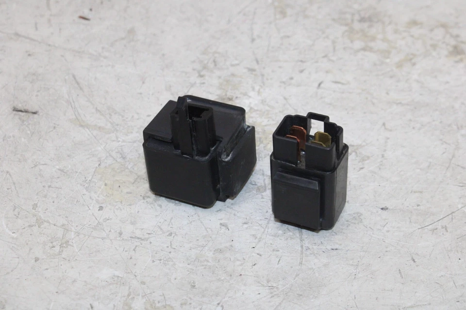 05-09 SUZUKI BOULEVARD S50 VS800 OEM INTERMITENTE INTERMITENTE RELÉ PAR Foto 2 de 4