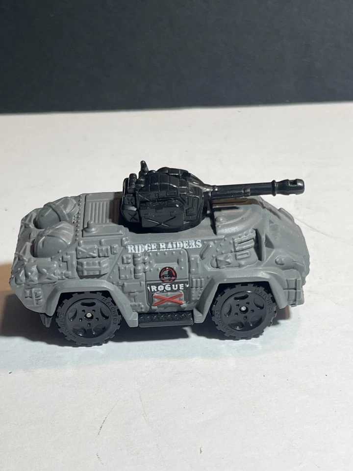 Matchbox A.R.V. 2006 Tanque militar MB722 Battle King's Ridge Raiders Rogue  Foto 2 de 4