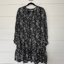 Zara Women’s Medium Black White Longsleeve Dress