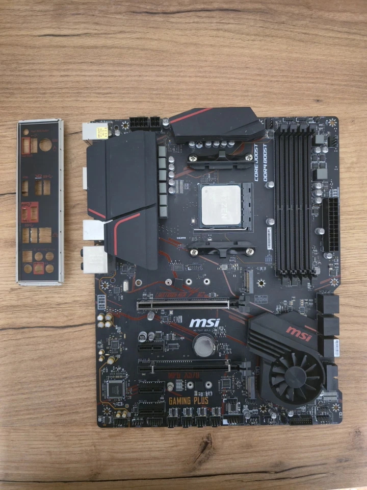 Bundle Msi MPG X570 + Ryzen 7 5700 X3D + Ram Corsair RGB 32GB 3600mhz - Immagine 4 di 4