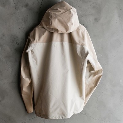 ARC'TERYX Beta AR Jacket L Smoke Bluff 2023AW Old Logo Fluorine
