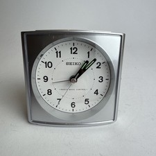 Seiko QHR022S Wecker Funkwecker Analog Alarm Zifferblattbeleuchtung Silber