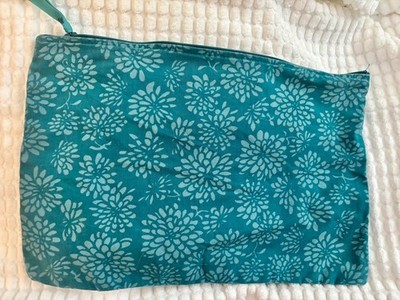 Marblehead Handprints Zippered Bag