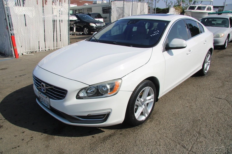 Volvo S60 T5 2014 Foto 2 de 4