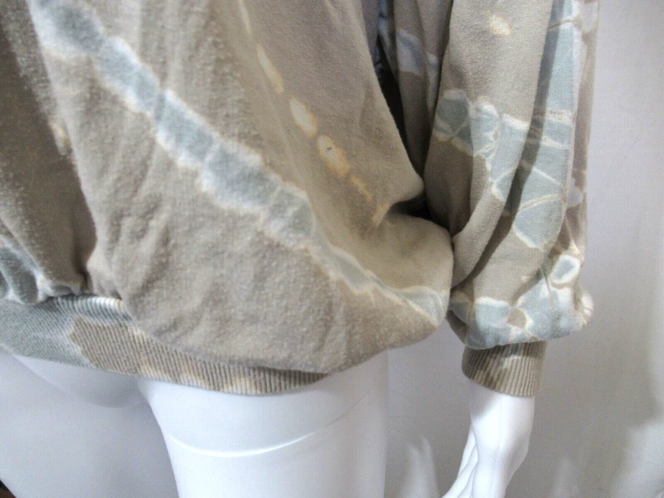 Young Fabulous & Broke Small Dolman Sleeve Tan/Blue Tie Dye Cropped Sweatshirt - Image 3 of 4