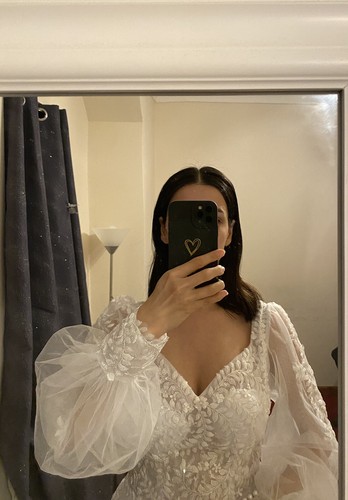 Wedding Dress size 8 - Picture 4 of 6