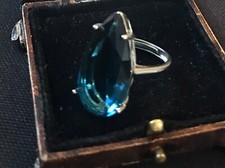 Vintage Style Blue Gemstone Gems Ring 18K White Gold Plated