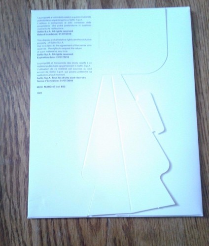MARC JACOBS FEMALE SUNGLASSES MEDIUM COUNTERCARD POSTER SIZE 11.7 X 8.2 INCHES - Picture 2 of 2