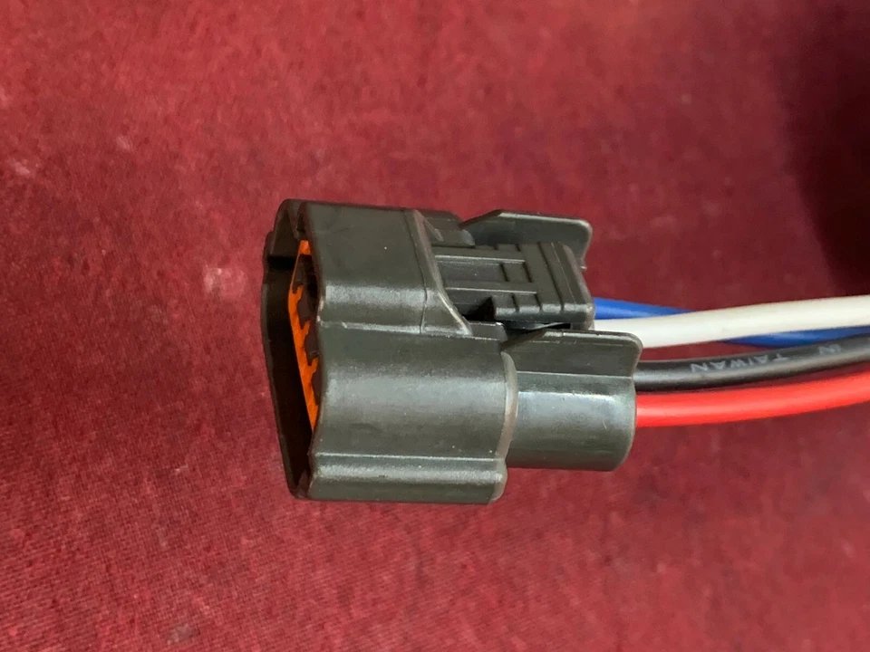 ШТЕКЕРНЫЙ РАЗЪЕМ ЖГУТА КОСИЧКИ ГЕНЕРАТОРА ПЕРЕМЕННОГО ТОКА ДЛЯ, 2001-2005 CHRYSLER SEBRING РАЗЛИЧНЫЕ - Изображение 3 из 4