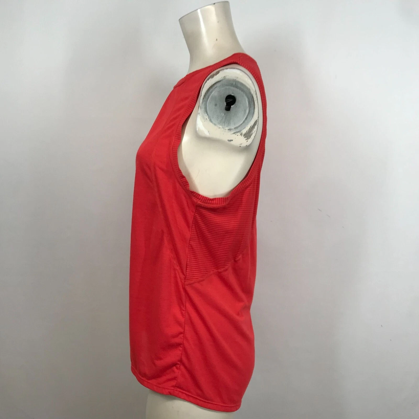 sweaty-betty sleeveless round neck tank-top