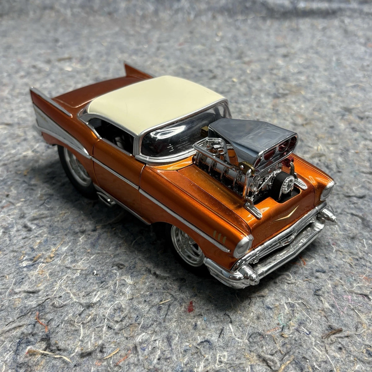 Muscle Machines Chevrolet 1:18 Scale Diecast & Toy Vehicles for