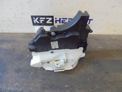Mitsubishi L200 KA KB T�rschloss Links Vorne MN146255 139905