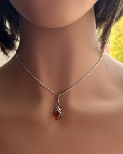 925 Sterlingsilber & zierlicher baltischer Bernstein Anhänger Halskette 16 Zoll