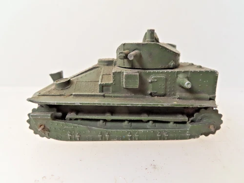 Vintage DINKY Early Tank in fair condition ..*