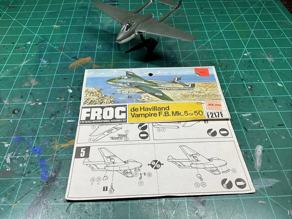 Barn Find escala 1/72, De Havilland Vampire para peças ou restauração - Imagem 2 de 4