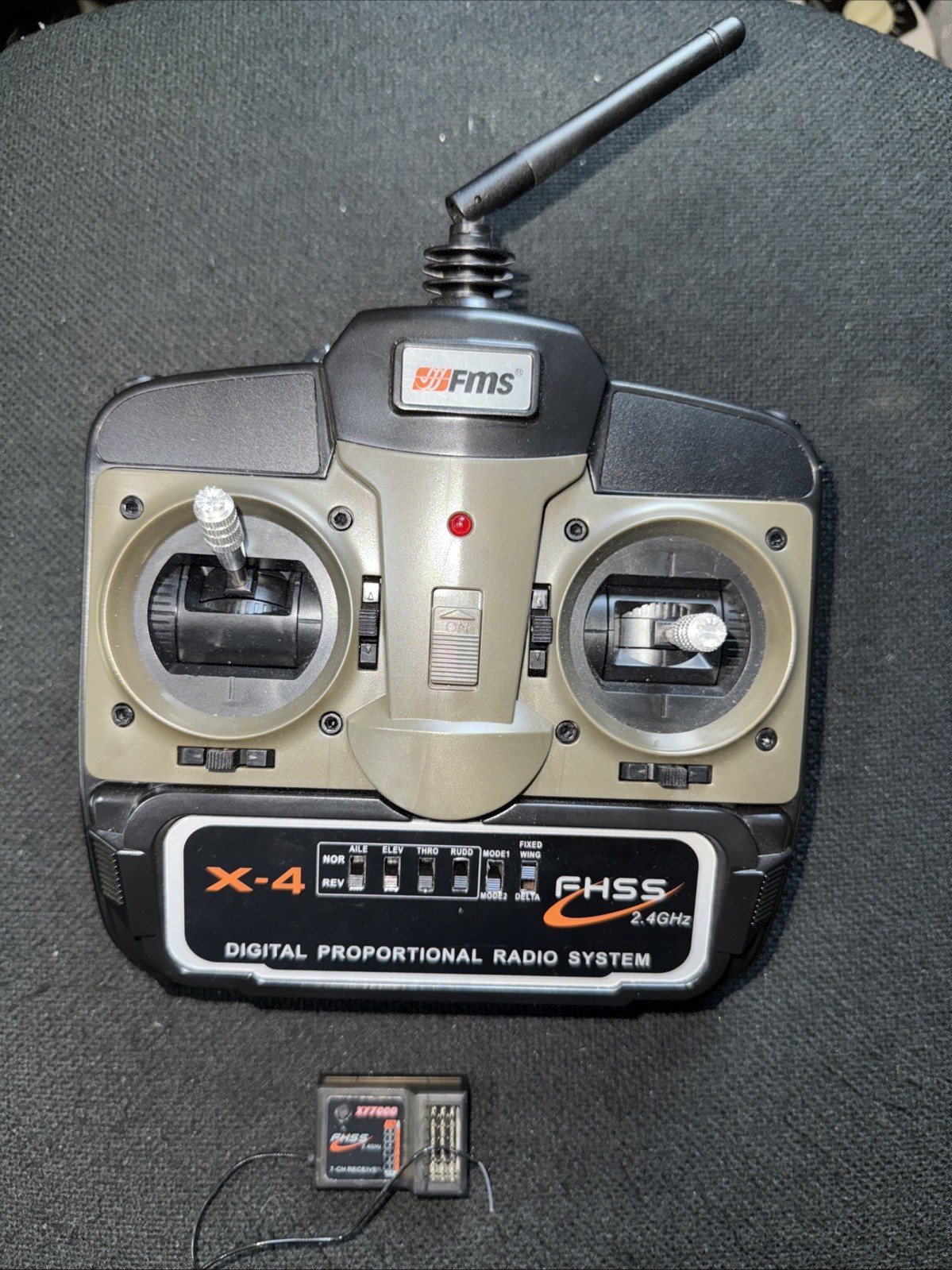 FMS X-4 FHSS 2.4GHz Digit Proportional Radio System with rec