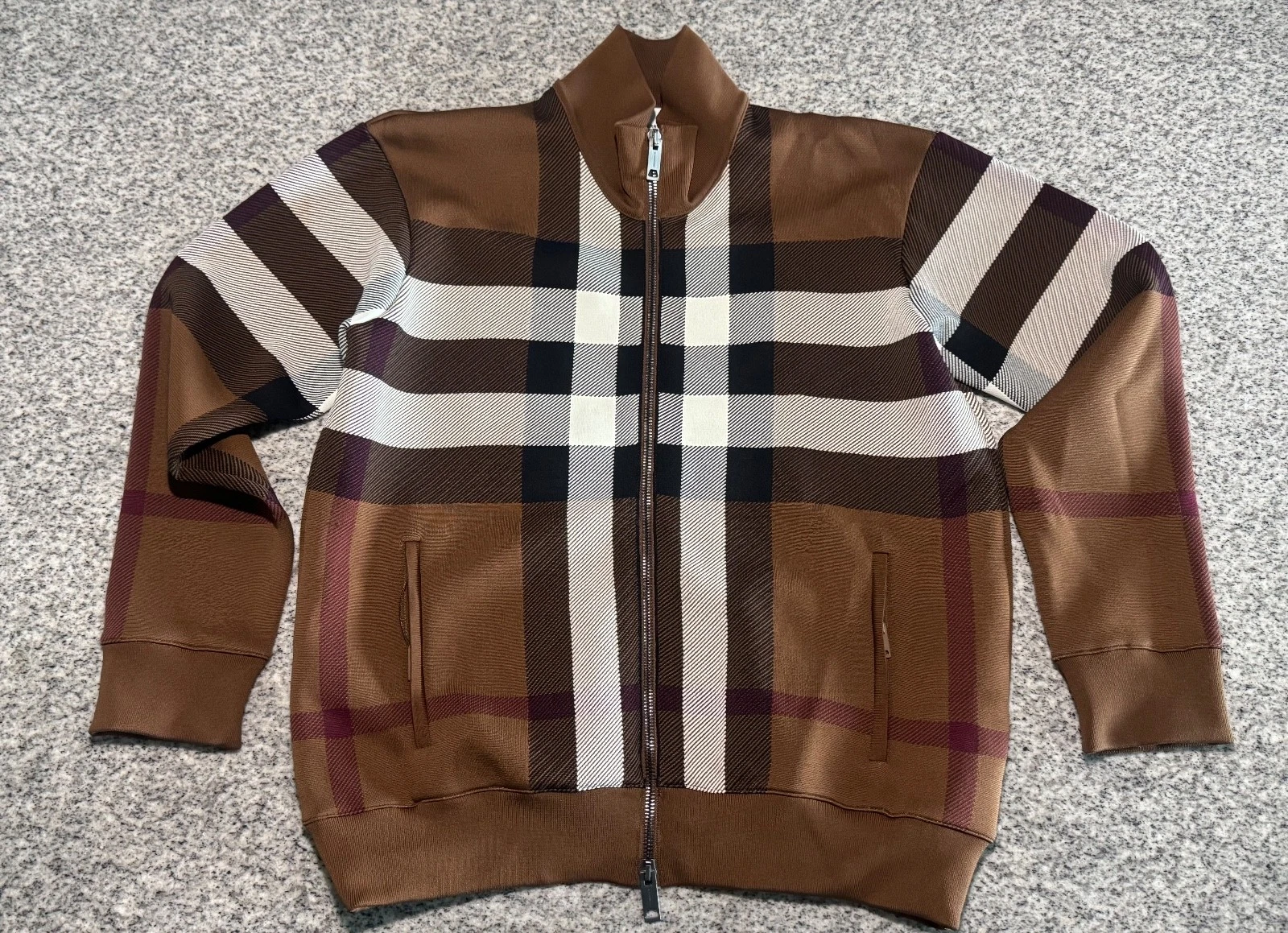 Burberry — Burberry Jacket - Men - Authentic - Excellent Condition - Worn Once