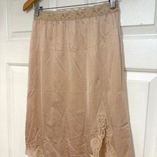 Vintage Vassarette Half Slip Skirt Tan Lace Trim Midi Knee Nylon Womens M Layer