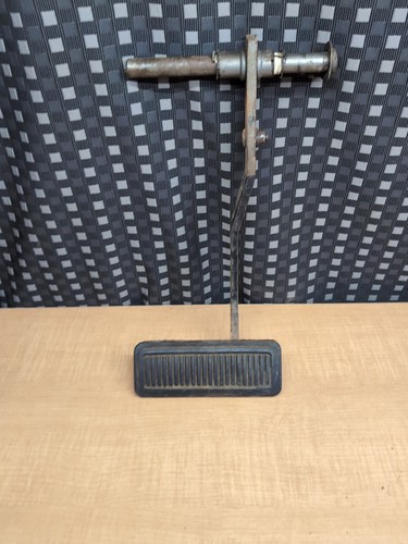 1991-1993 Dodge Ramcharger W250 D100 W150 AUTOMATIC BRAKE PEDAL CUMMINS 350 W250 - Picture 2 of 7