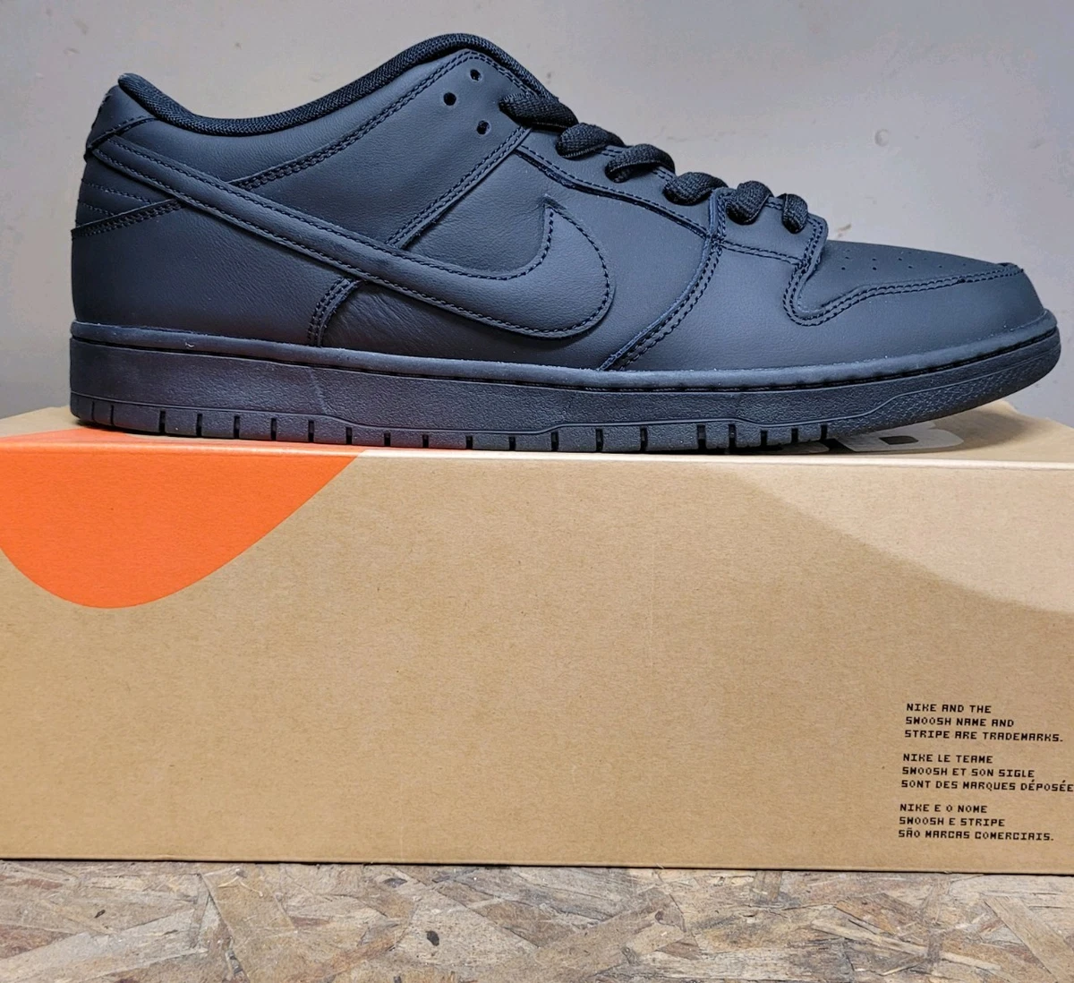 Nike Dunk Pro SB Low Triple Black - огромный выбор по лучшим ценам