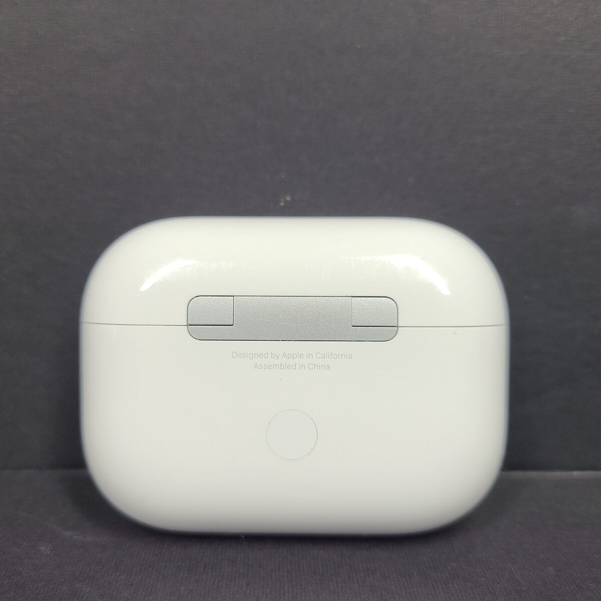 Apple AirPod Pro 2nd Generation Charging Case MagSafe Apple AirPod Pro 2nd Generation Charging Case MagSafe