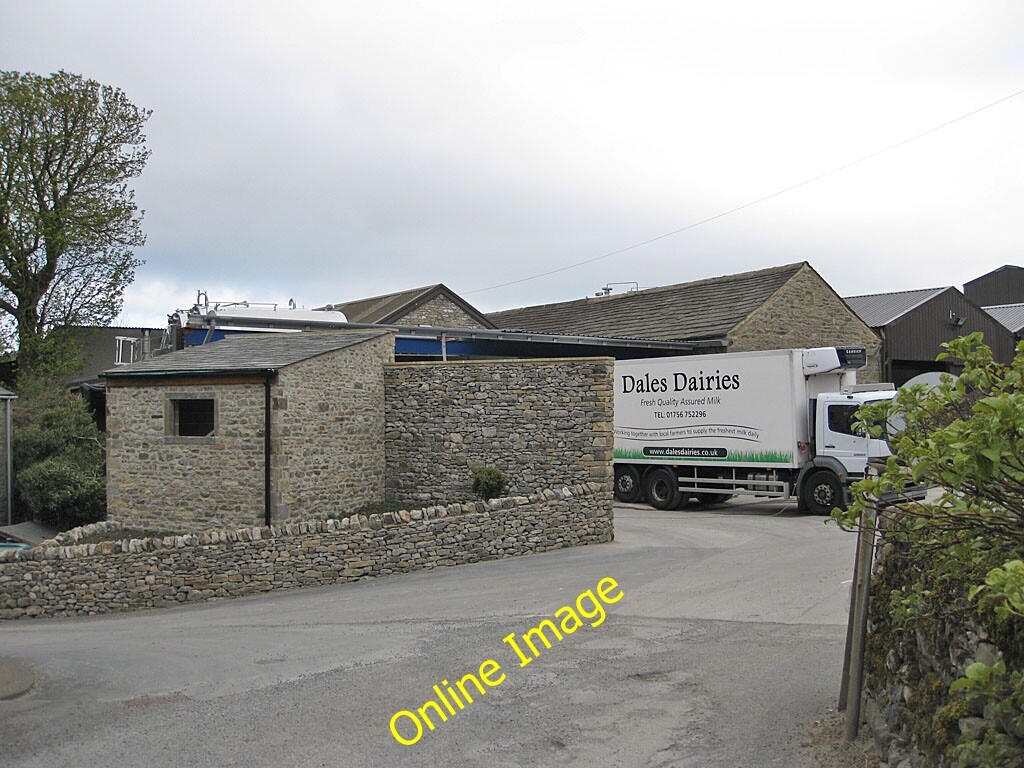 Photo 6x4 Town Head Farm Grassington The northern edge of Grassington